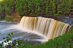 Waterfalls Of Michigan